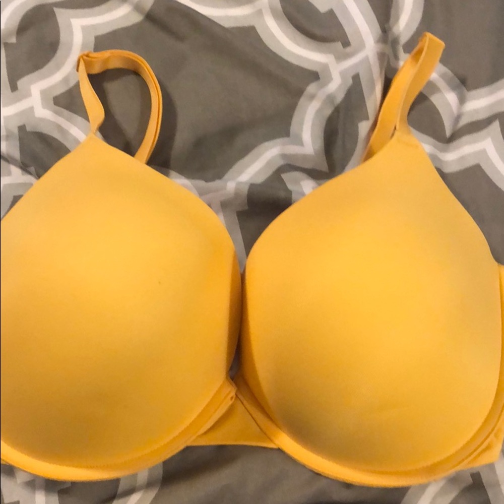 Padded bra worn once
